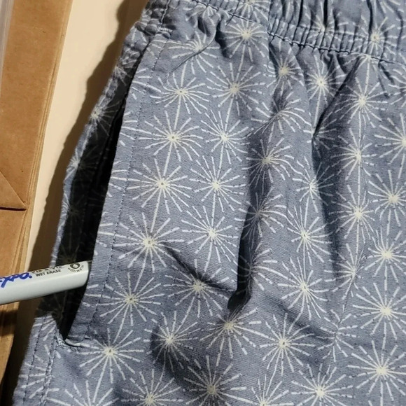 Rails Kian Bora Bora Burst Swim Trunks Mns Small Blue White NWT #0018 - Picture 5 of 7